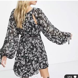 Topshop Womens Black Floral  Dress Size 10 NWT